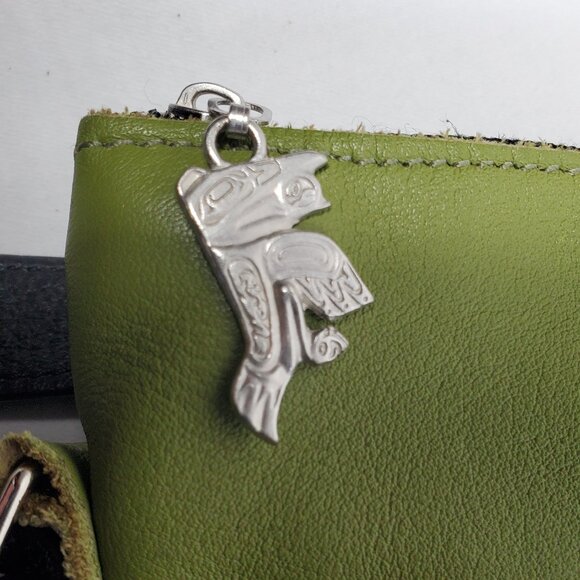 Alaskan Embossed Green Leather Crossbody bag - Picture 6 of 8